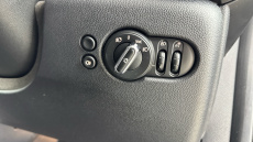 MINI Hatchback 1.5 Cooper Classic 3dr Auto Petrol Hatchback